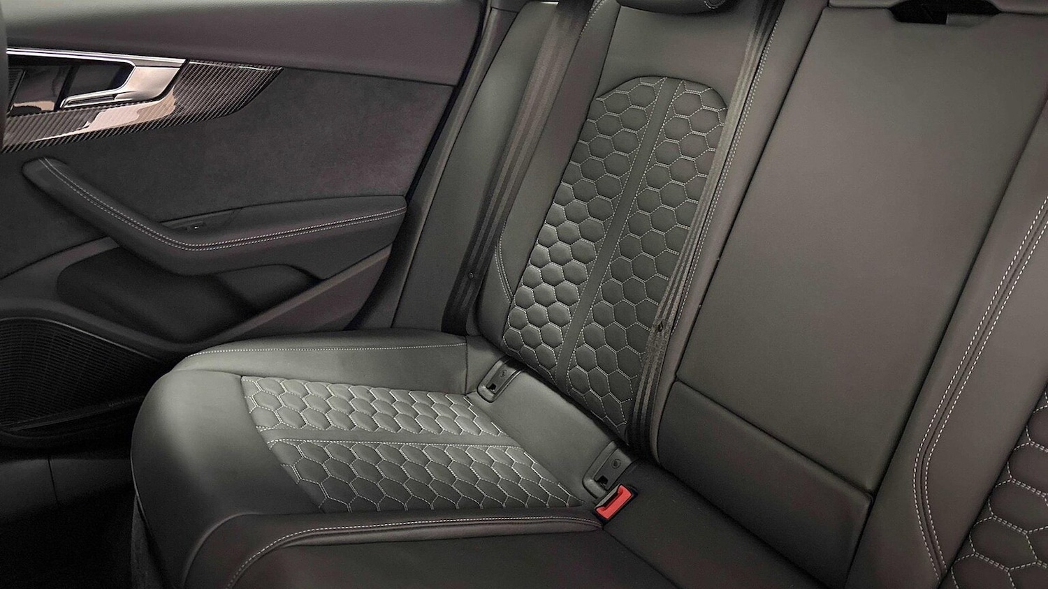 Used Audi RS4 2024 for sale - 76628180: Photo 9