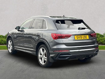 Used Audi Q3 2019 for sale - 76157253: Photo 2