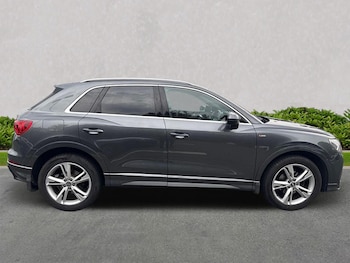 Used Audi Q3 2019 for sale - 76157253: Photo 3