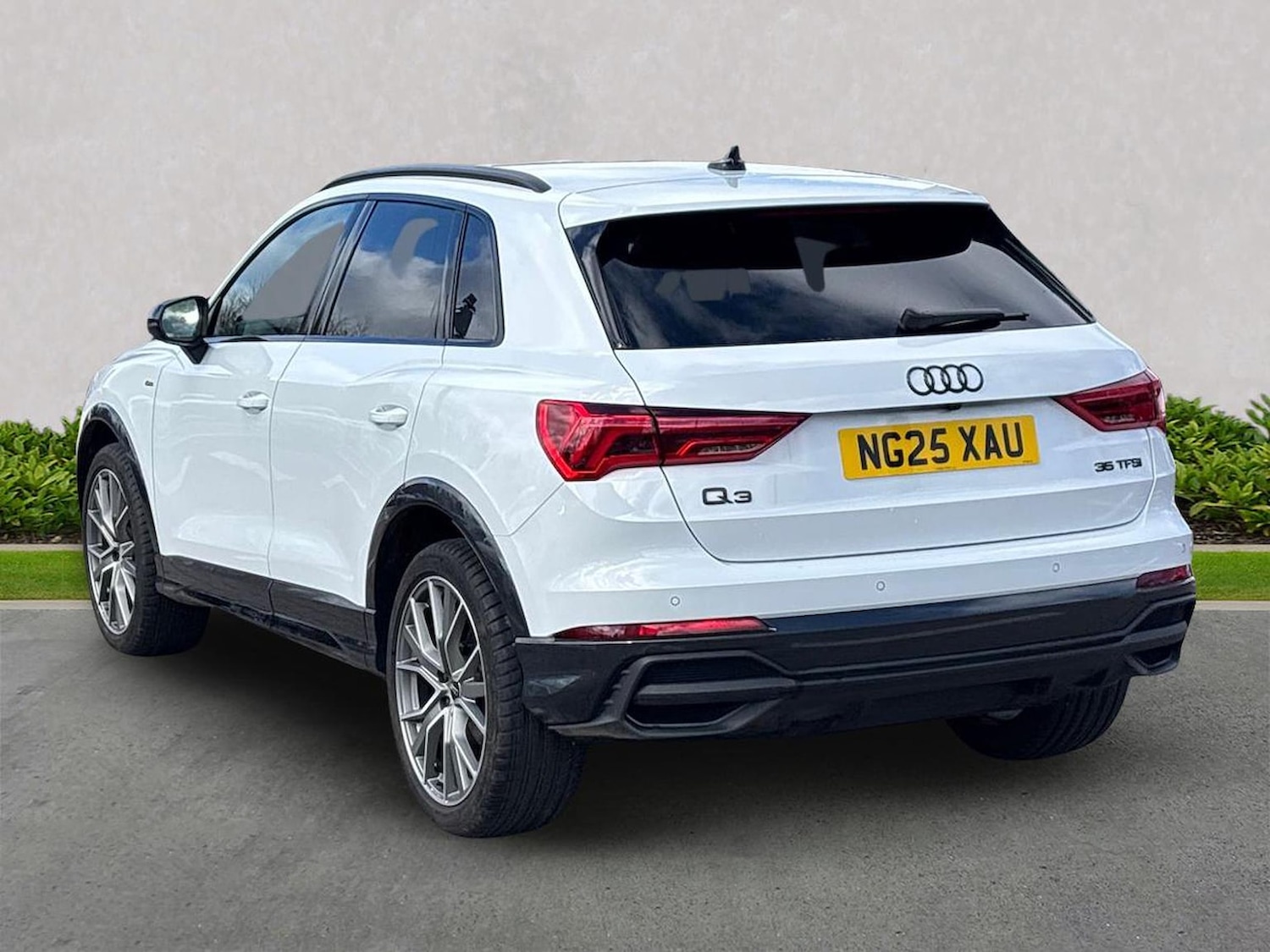 Used Audi Q3 2025 for sale - 78193252: Photo 2