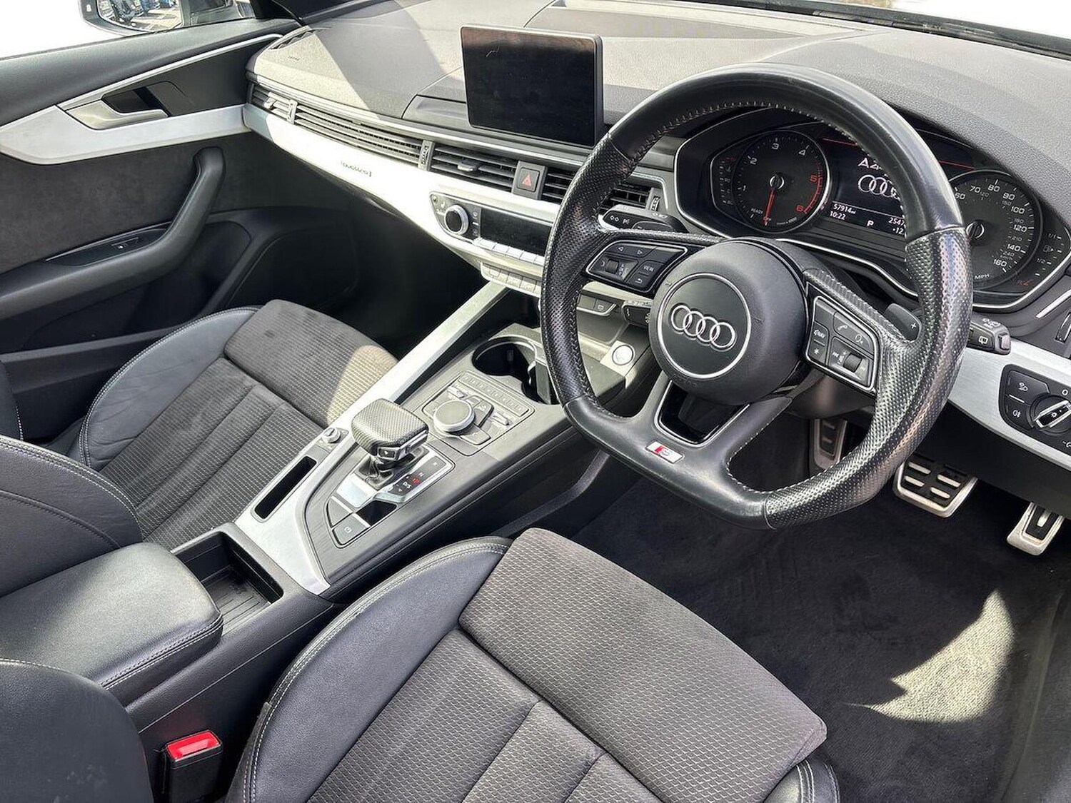 Used Audi A4 2018 for sale - 78193427: Photo 17