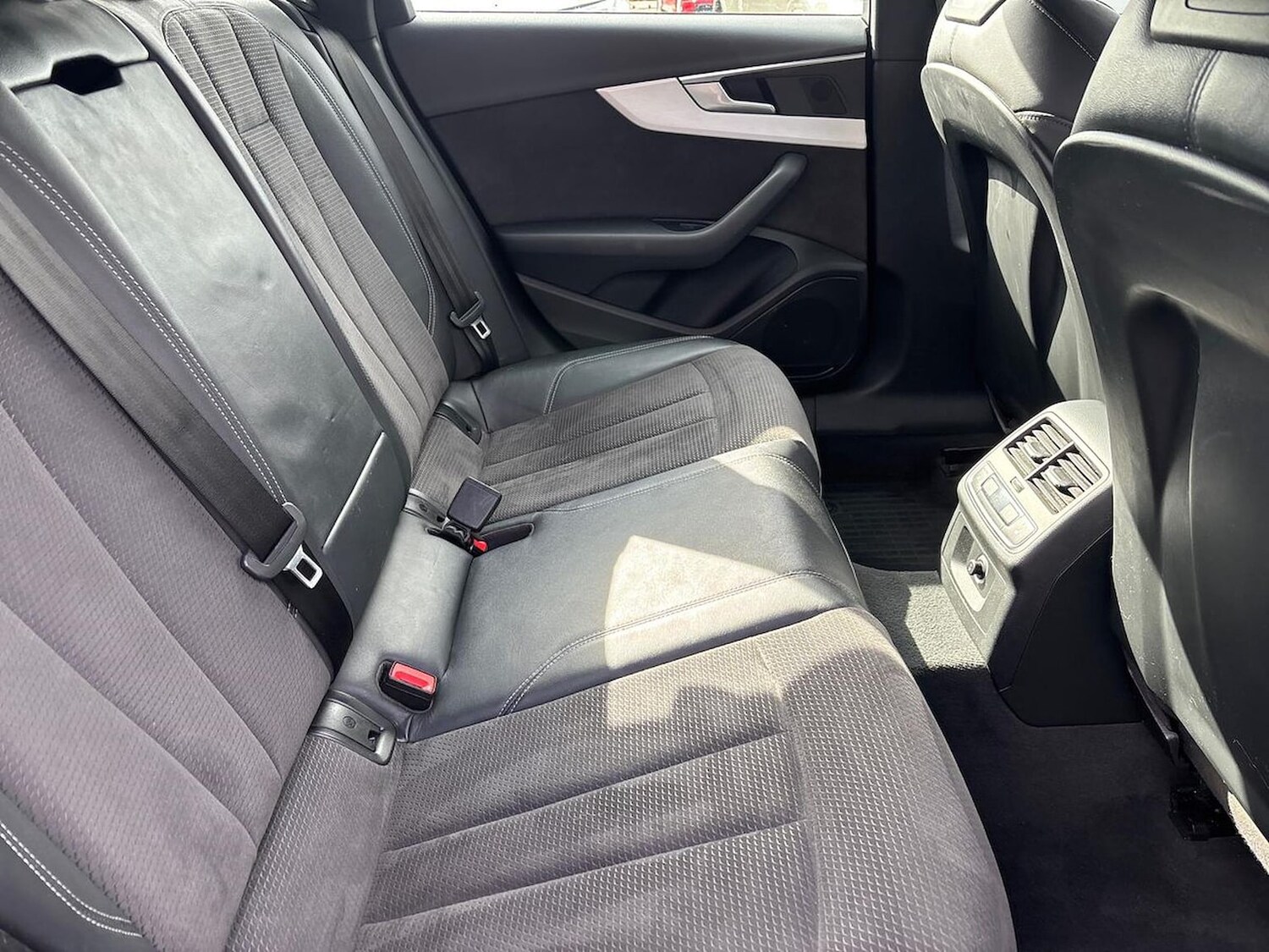 Used Audi A4 2018 for sale - 78193427: Photo 18