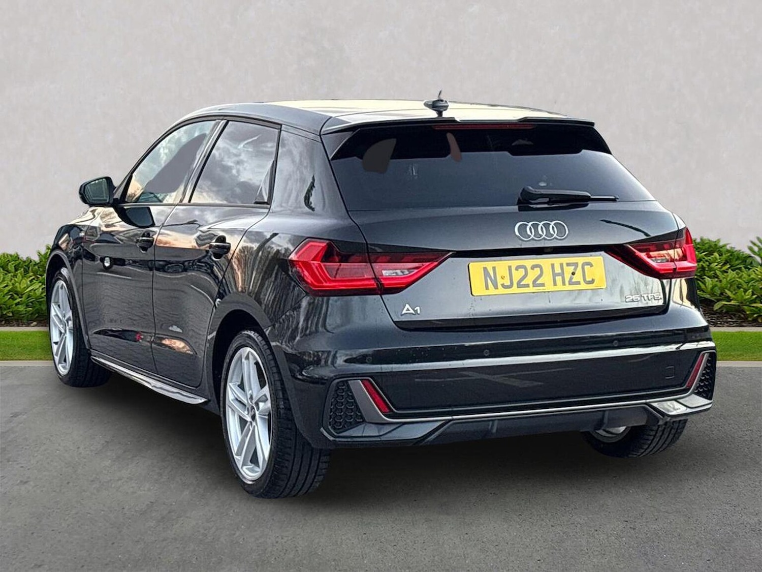 Used Audi A1 2022 for sale - 76906333: Photo 2