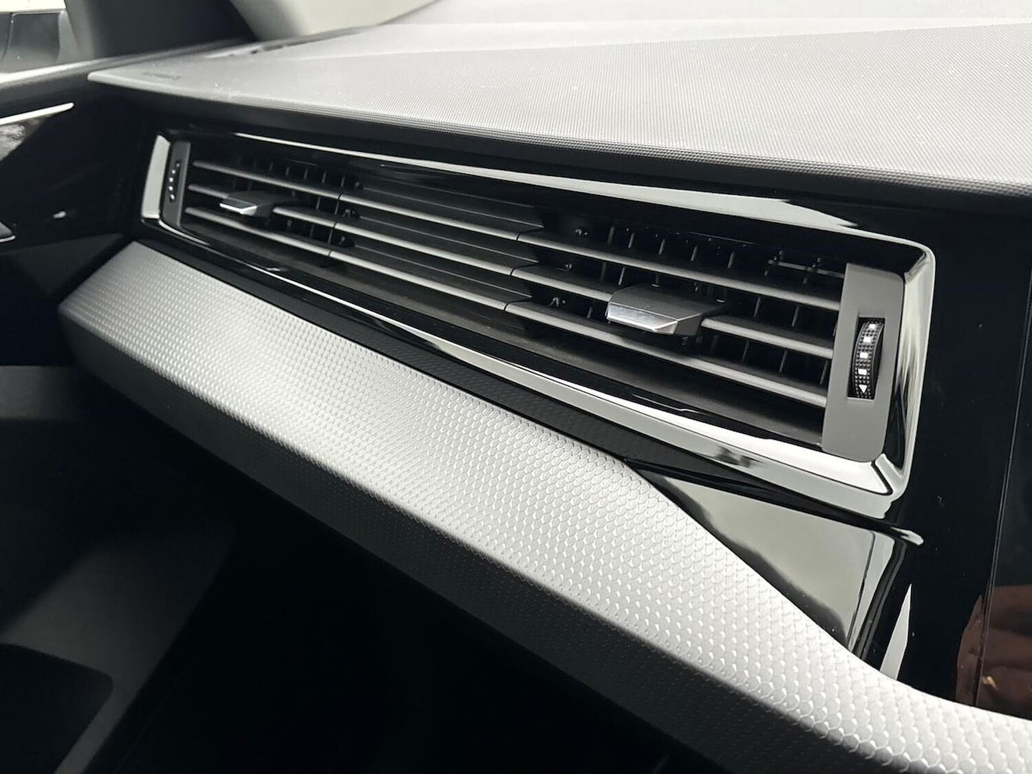 Used Audi A1 2025 for sale - 77745131: Photo 22