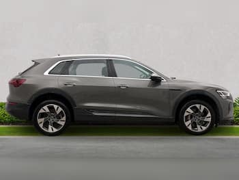 Used Audi Q8 2023 for sale - 79854773: Photo