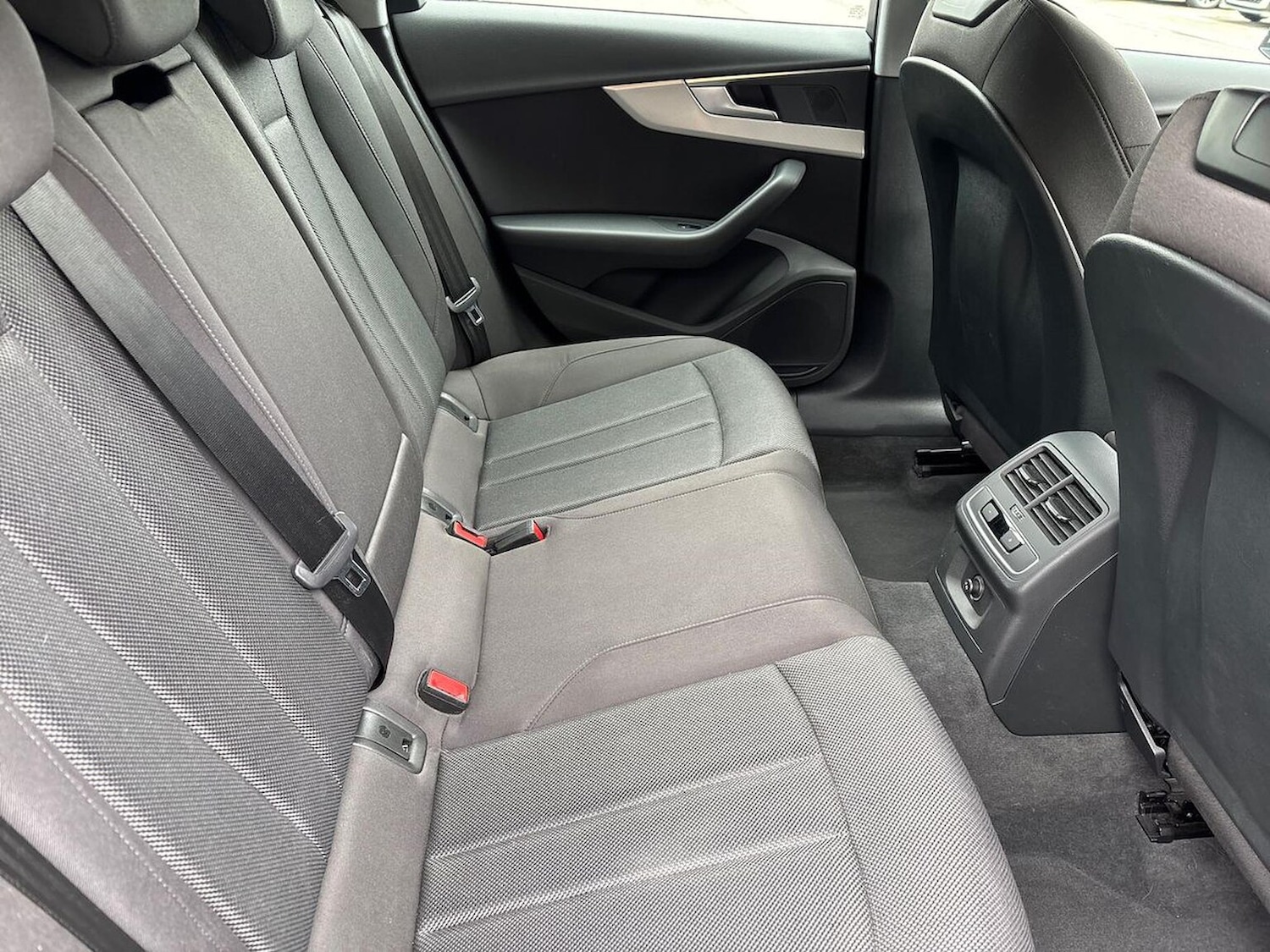 Used Audi A4 2021 for sale - 76149586: Photo 16
