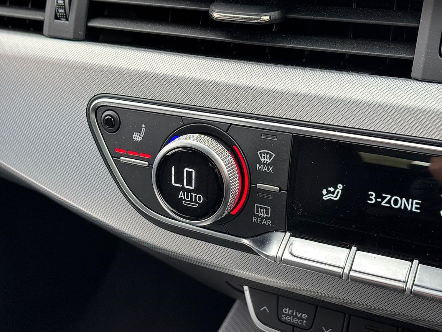 Used Audi A4 2021 for sale - 76149586: Photo 25