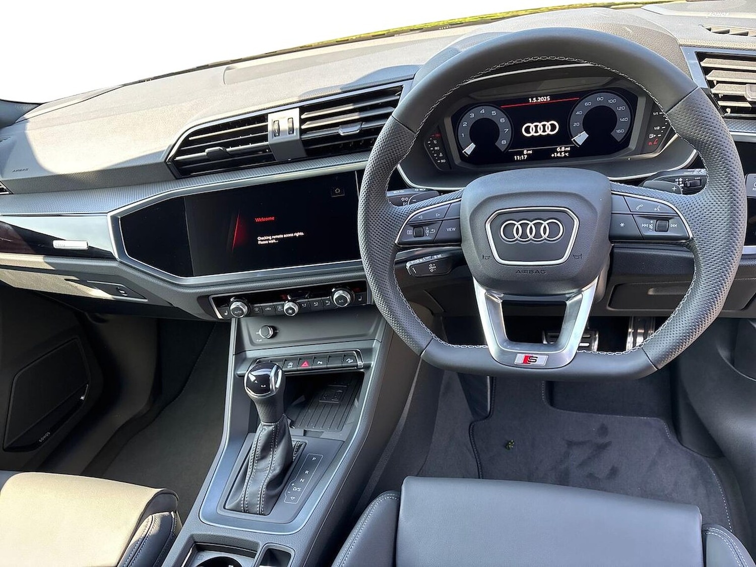 Used Audi Q3 2025 for sale - 76521028: Photo 8