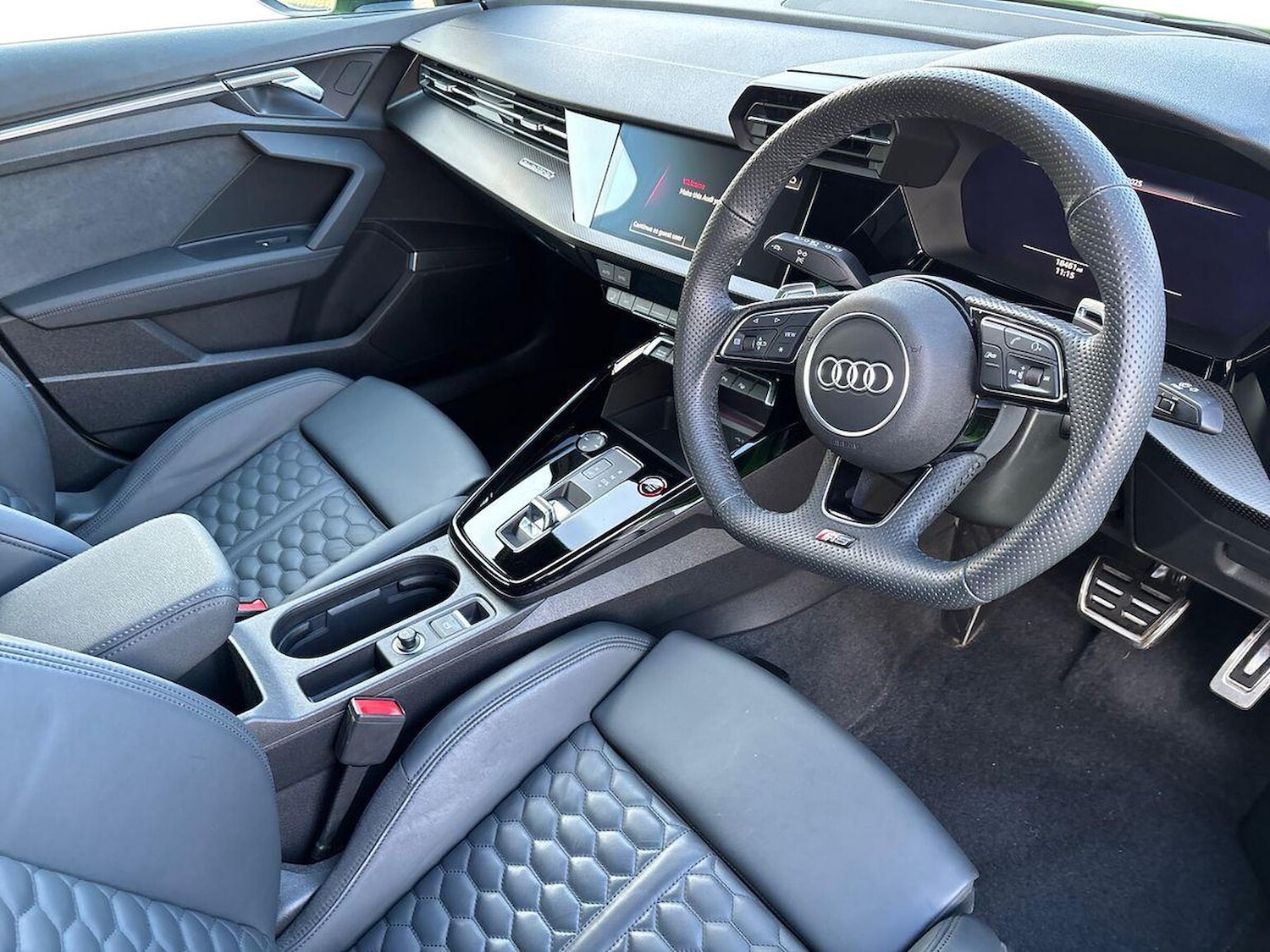 Used Audi RS3 2023 for sale - 76777253: Photo 15