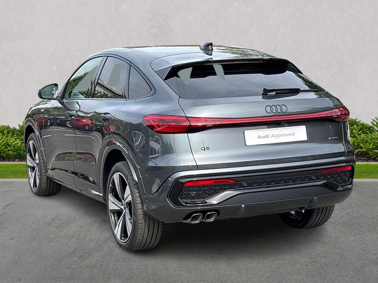 Used Audi Q5 2025 for sale - 76335196: Photo 2