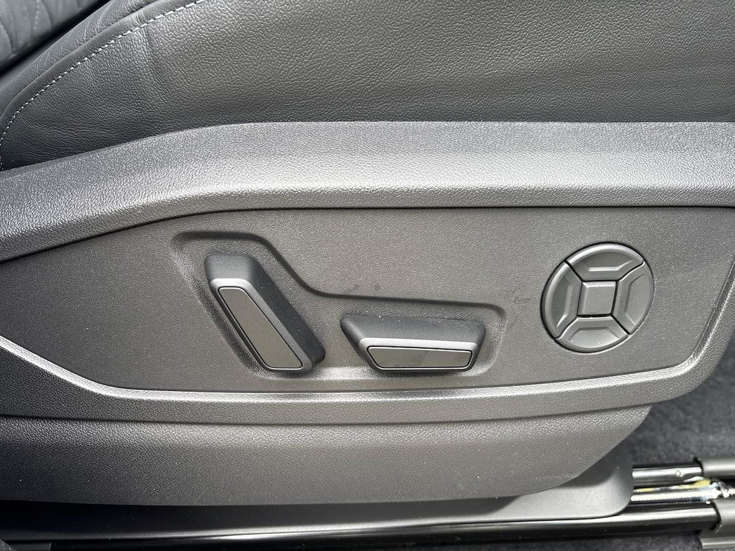 Used Audi Q5 2025 for sale - 76335196: Photo 30