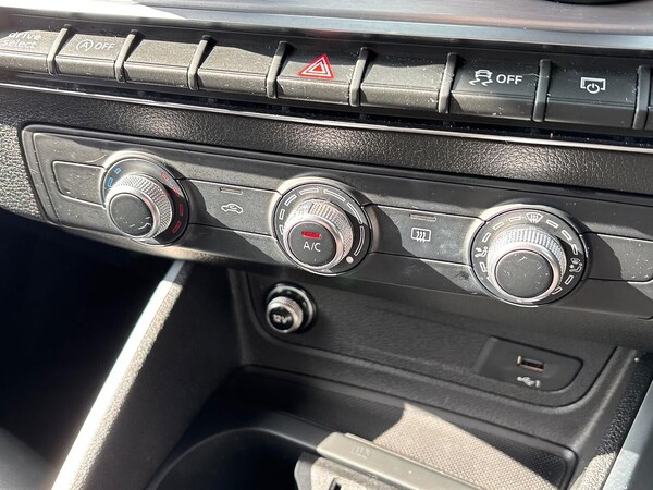Used Audi Q2 2023 for sale - 76253679: Photo 12
