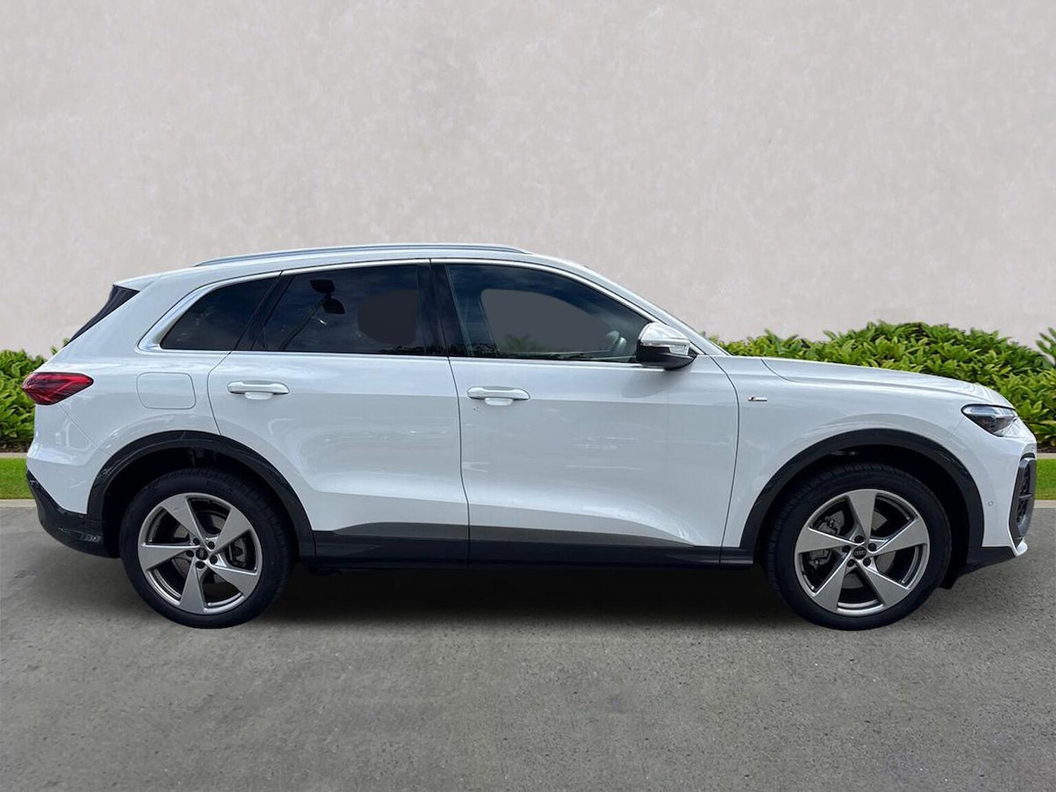 Used Audi Q5 2025 for sale - 76114239: Photo 3