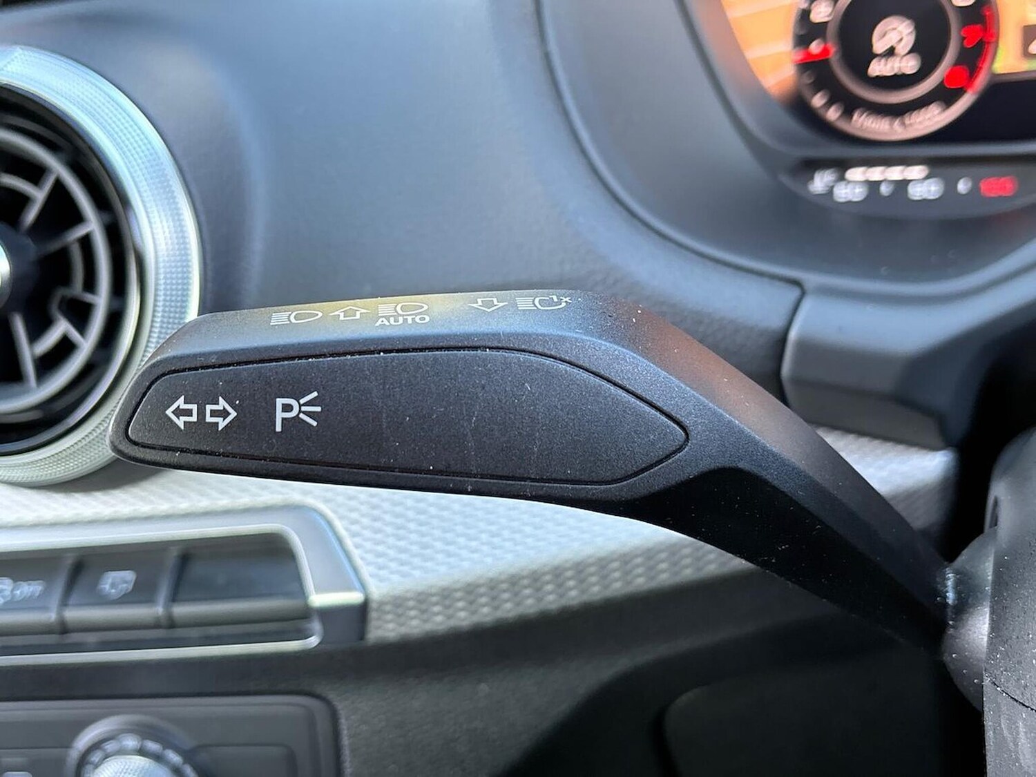 Used Audi Q2 2023 for sale - 76264401: Photo 28