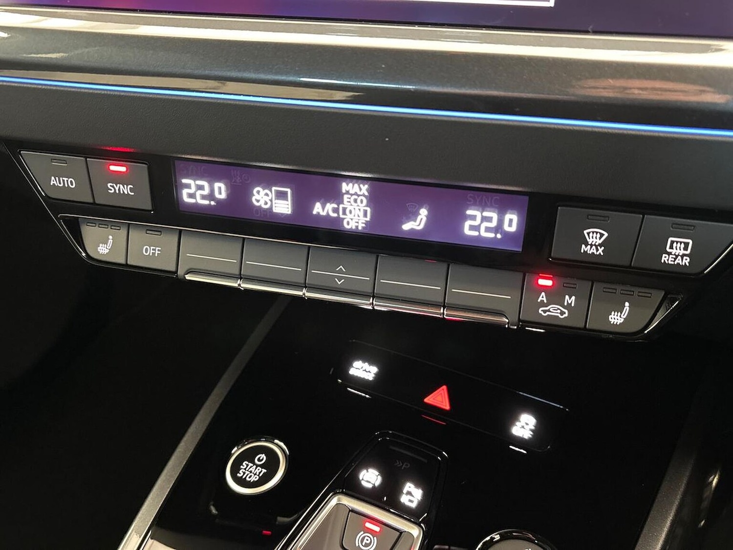 Used Audi Q4 e-tron 2025 for sale - 76699504: Photo 12