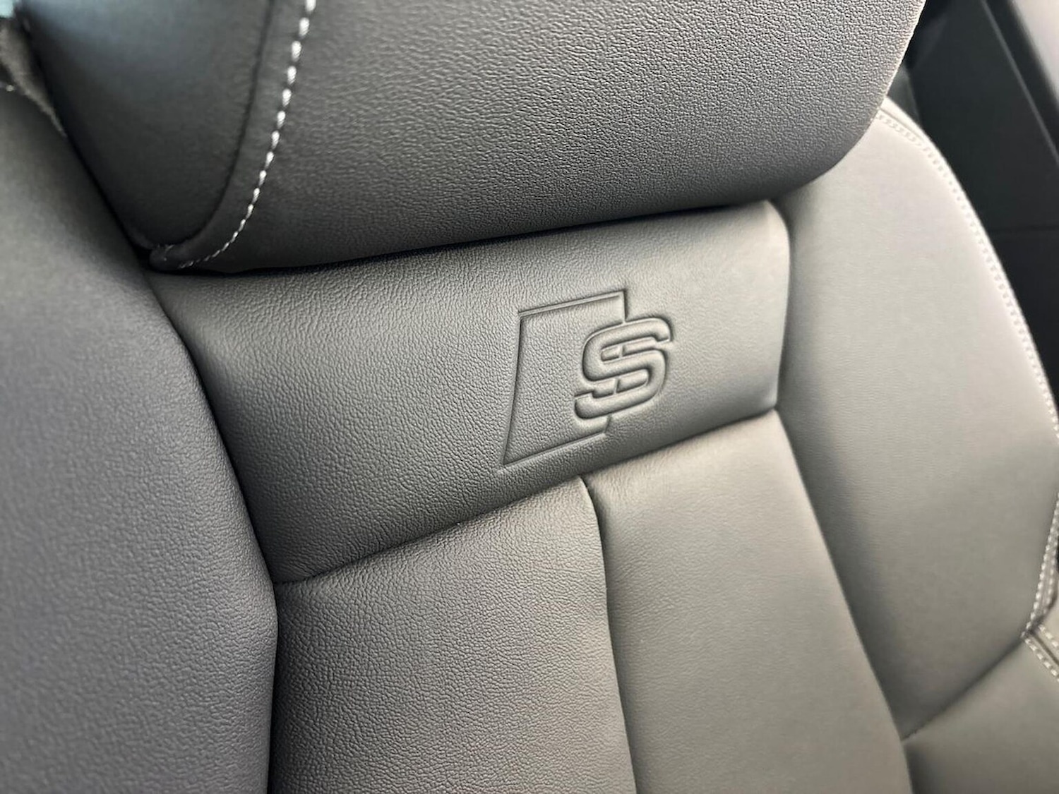 Used Audi Q4 e-tron 2025 for sale - 76699504: Photo 22