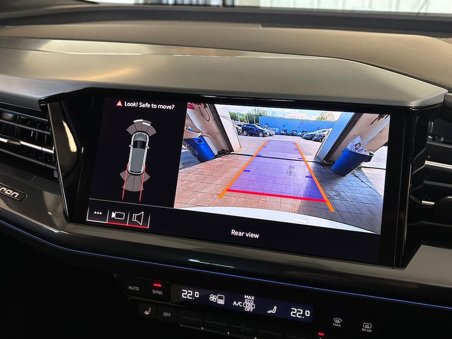 Used Audi Q4 e-tron 2025 for sale - 76699504: Photo 23