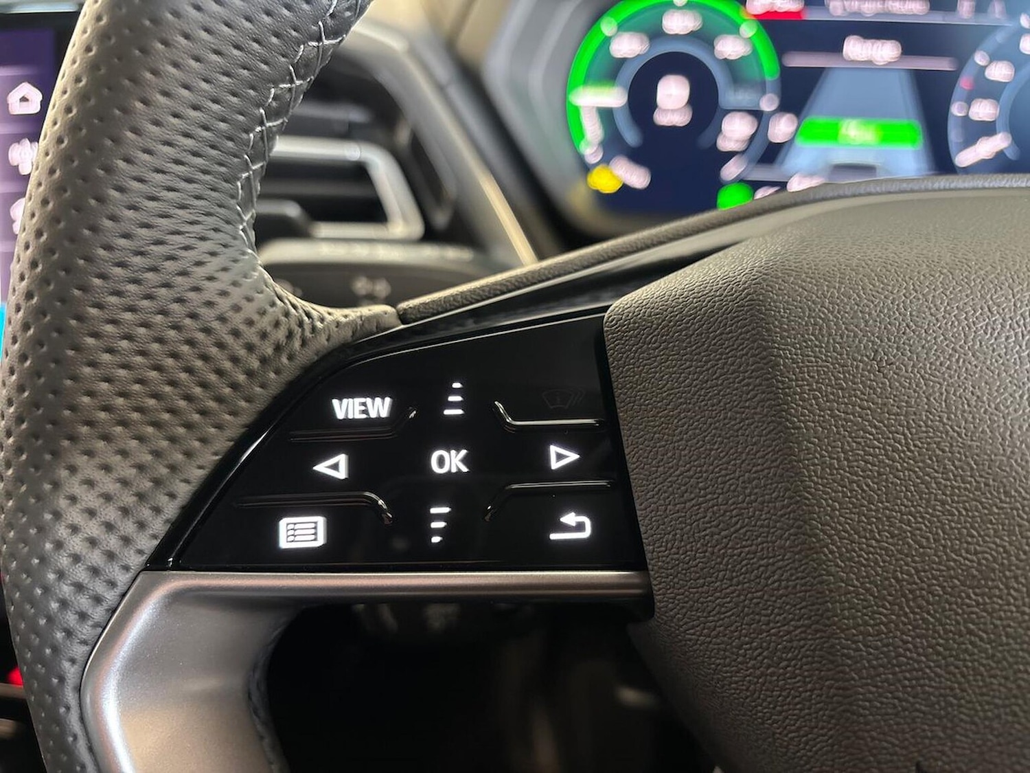 Used Audi Q4 e-tron 2025 for sale - 76699504: Photo 26