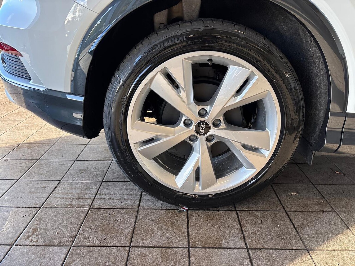 Used Audi Q4 e-tron 2025 for sale - 76699504: Photo 6