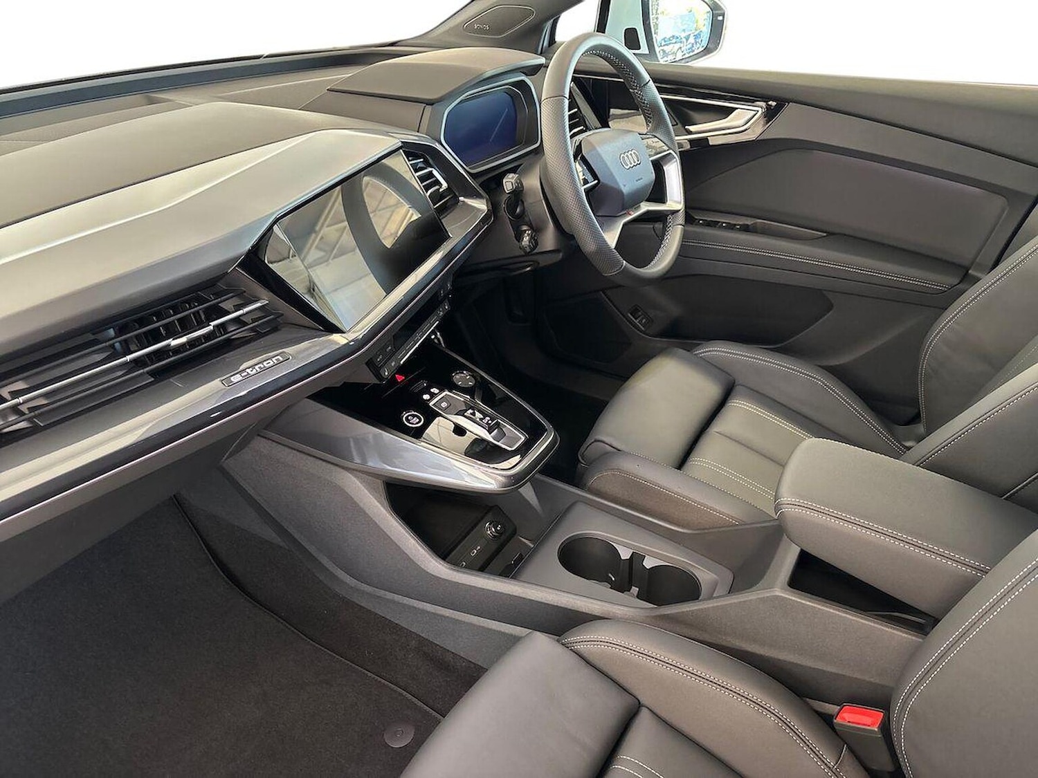 Used Audi Q4 e-tron 2025 for sale - 76699504: Photo 7