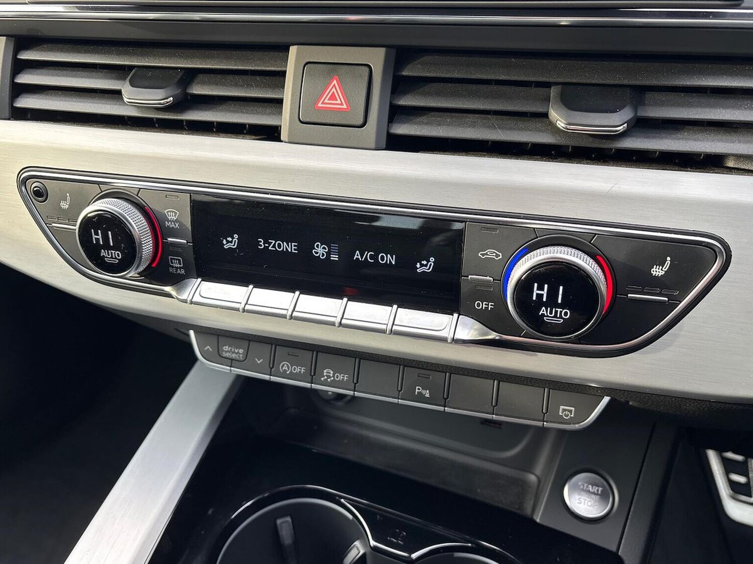 Used Audi A4 2023 for sale - 77567730: Photo 12