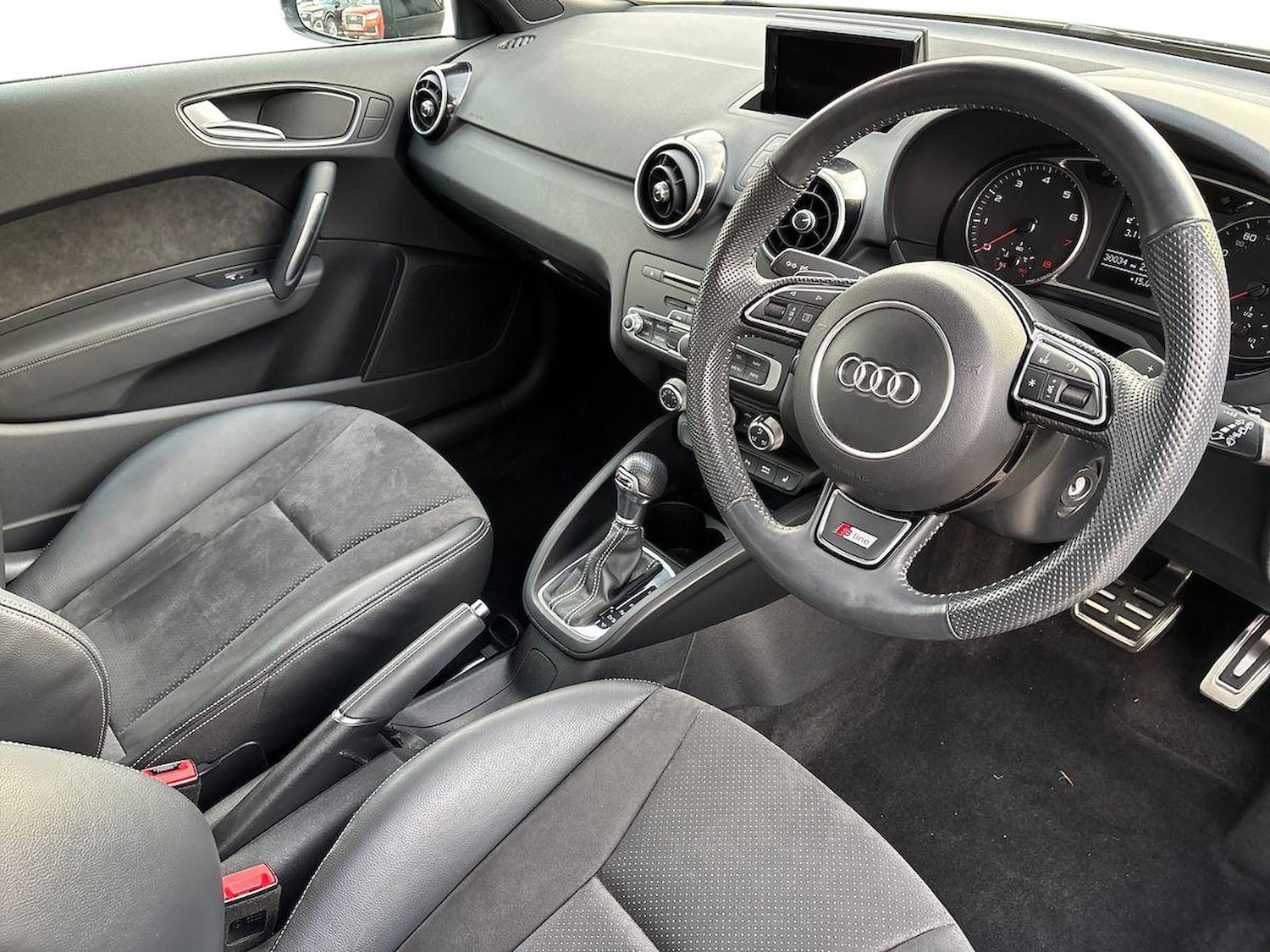 Used Audi A1 2018 for sale - 76588632: Photo 15