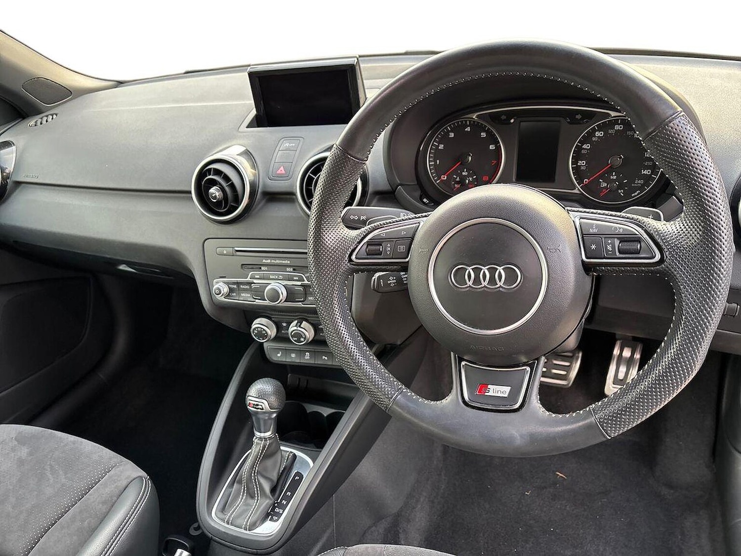 Used Audi A1 2018 for sale - 76588632: Photo 9