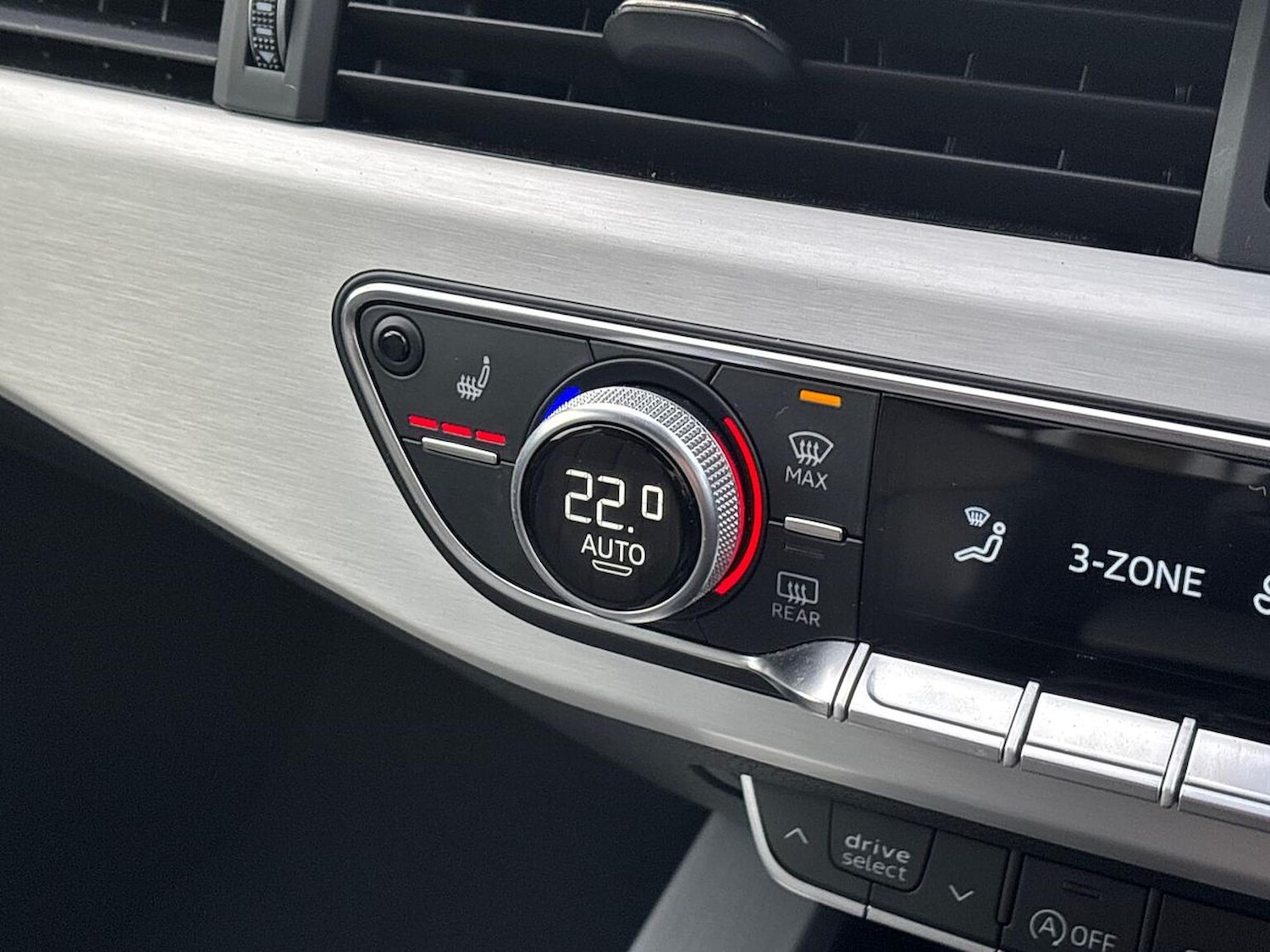 Used Audi A4 2024 for sale - 77616690: Photo 25