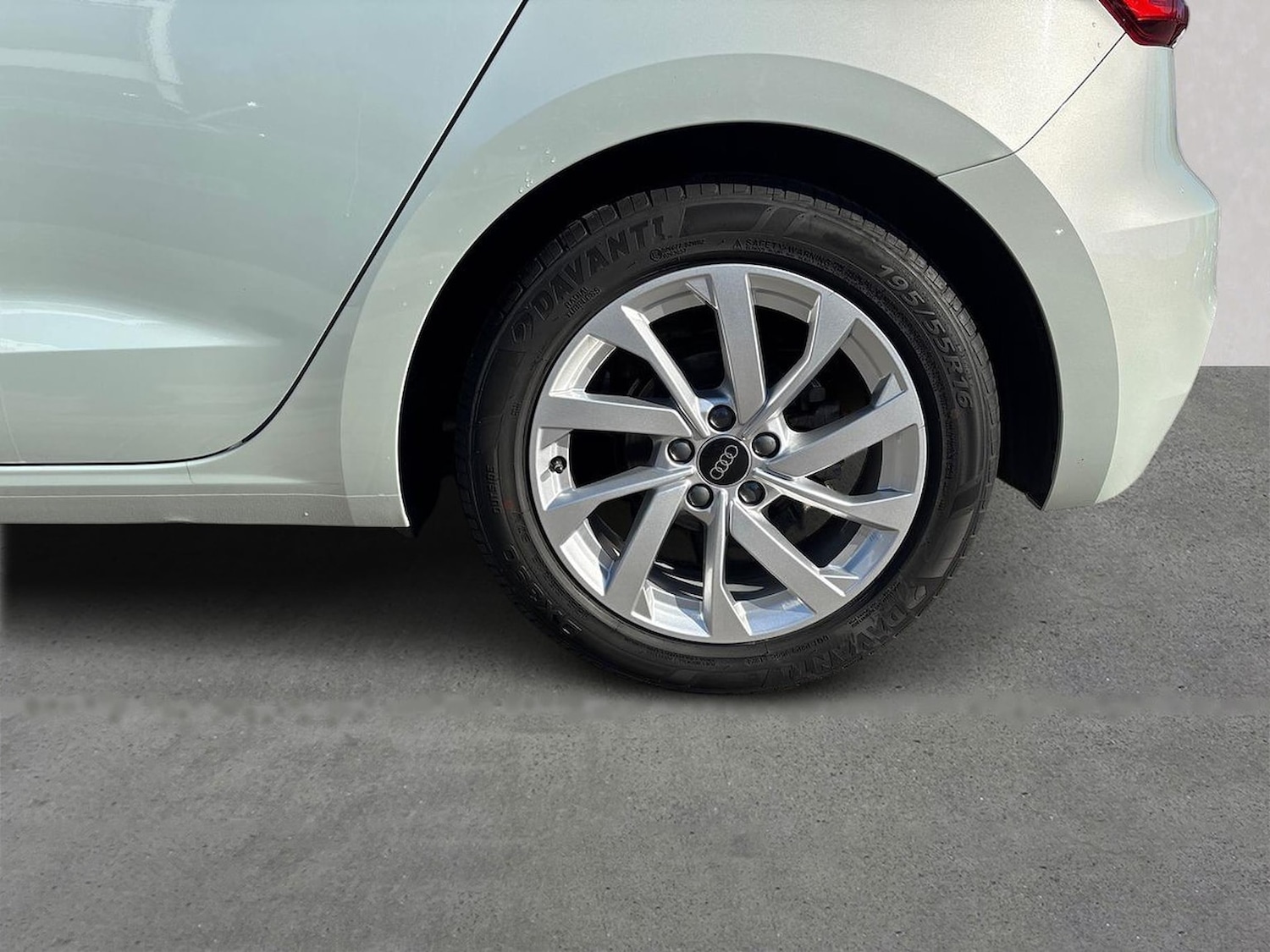 Used Audi A1 2023 for sale - 78193671: Photo 8