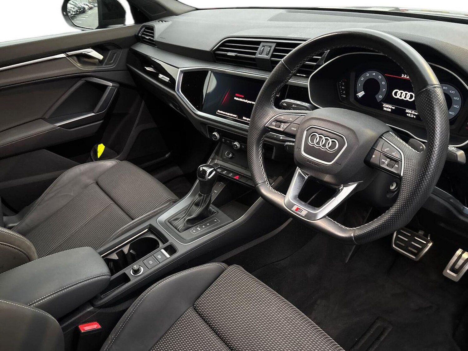 Used Audi Q3 2022 for sale - 77813365: Photo 15