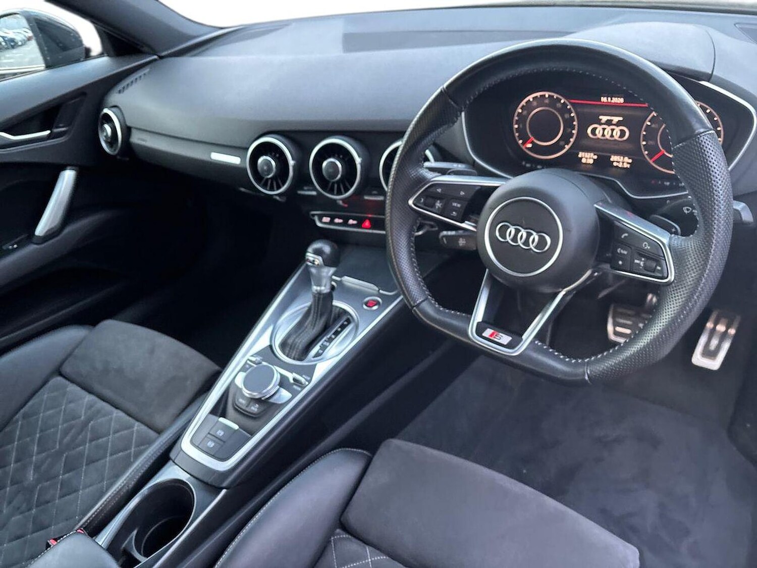 Used Audi TT 2022 for sale - 77650271: Photo 15