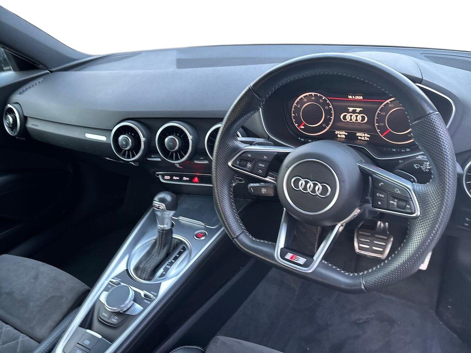 Used Audi TT 2022 for sale - 77650271: Photo 8