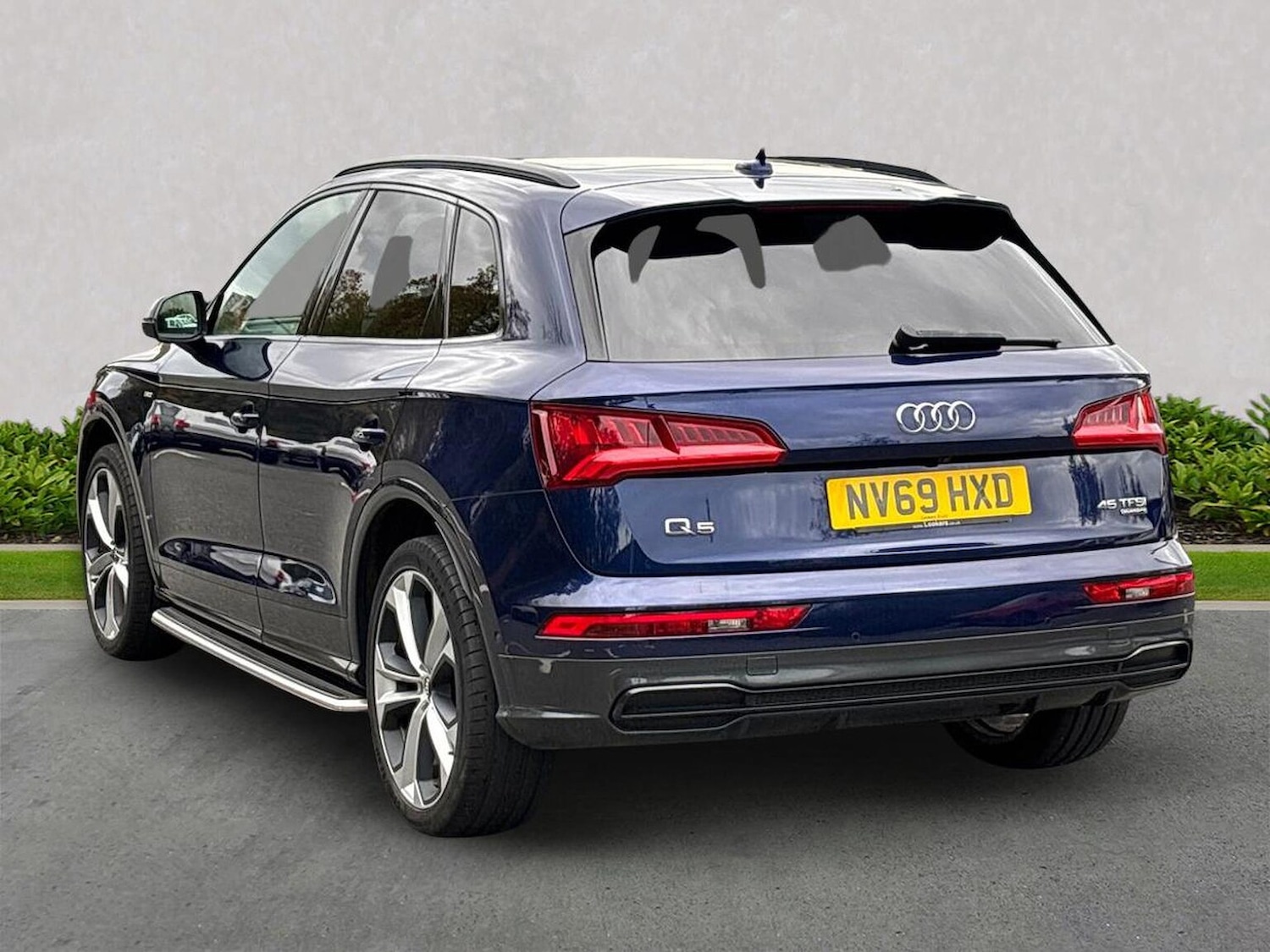 Used Audi Q5 2020 for sale - 76198449: Photo 2