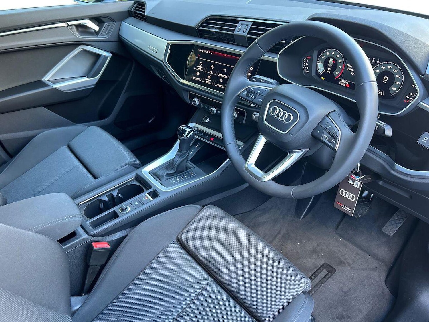 Used Audi Q3 2024 for sale - 76407449: Photo 15