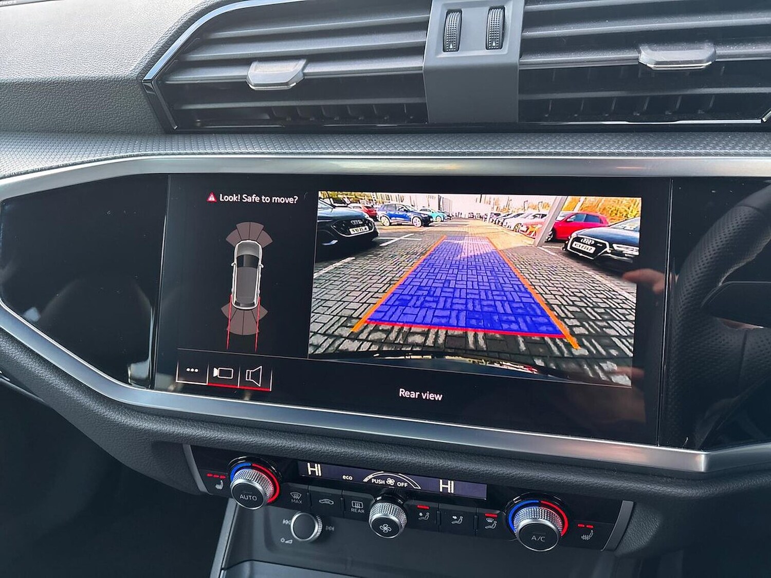 Used Audi Q3 2024 for sale - 76611587: Photo 23