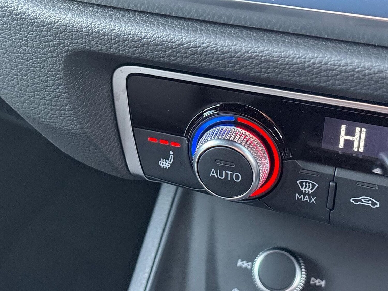 Used Audi Q3 2024 for sale - 76611587: Photo 25