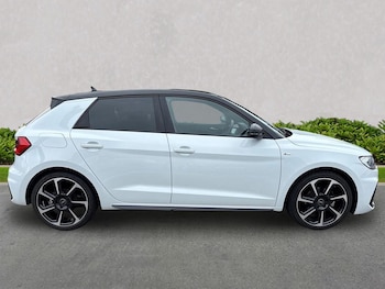 Used Audi A1 2024 for sale - 79115111: Photo
