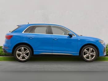 Used Audi Q3 2023 for sale - 79852458: Photo