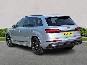 Used Audi Q7 2025 for sale - 75469944: Photo