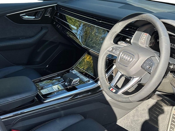 Used Audi Q8 2025 for sale - 76257821: Photo 15