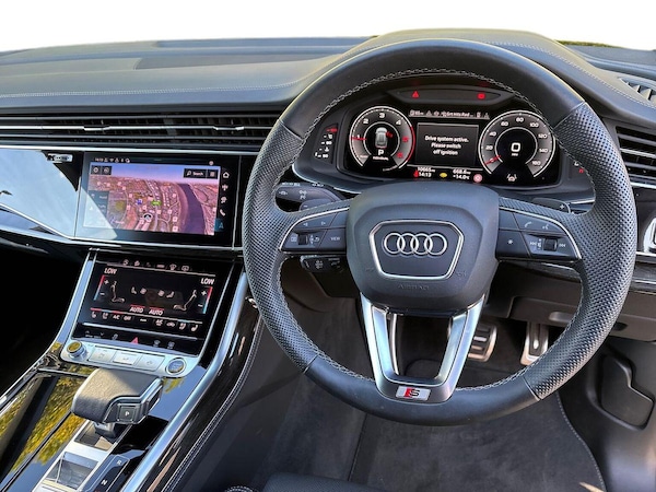 Used Audi Q8 2025 for sale - 76257821: Photo 9