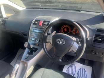 Used Toyota Auris 2009 for sale - 74425482: Photo