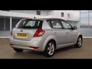 Used Kia Ceed 2010 for sale - 75102598: Photo