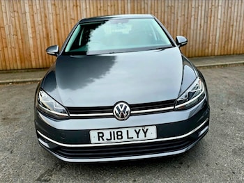 Used Volkswagen Golf 2018 for sale - 79412988: Photo