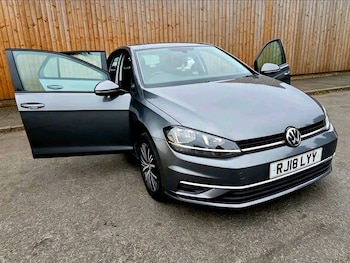 Used Volkswagen Golf 2018 for sale - 79412988: Photo
