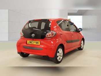 Used Toyota AYGO 2013 for sale - 79413255: Photo