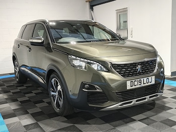 Used Peugeot 5008 2019 for sale - 76524085: Photo