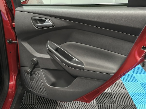 Used Ford Focus 2013 for sale - 76245590: Photo 15
