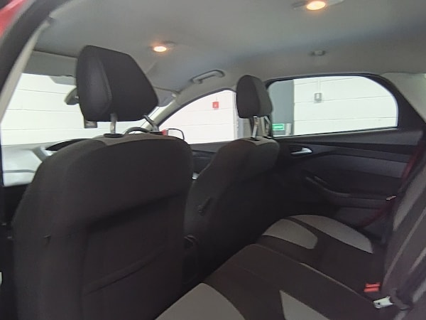 Used Ford Focus 2013 for sale - 76245590: Photo 20