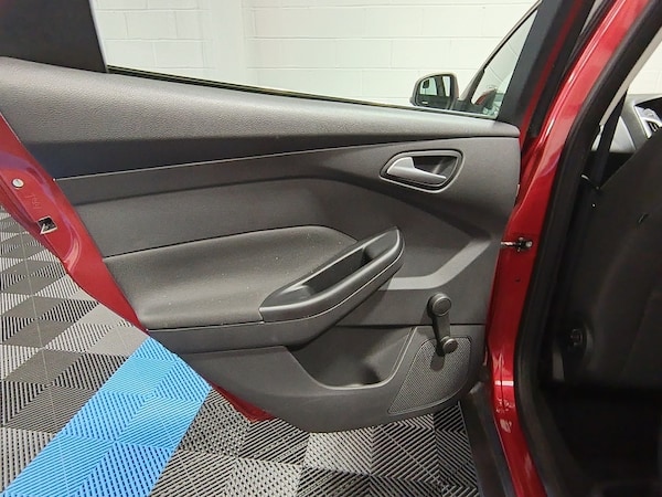 Used Ford Focus 2013 for sale - 76245590: Photo 21
